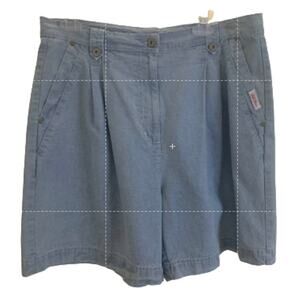 Bill Blass 100% Cotton Mom Denim Shorts Size 16 Light Wash